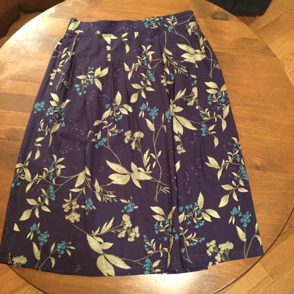 Sag Harbor Plum Flower  Skirt